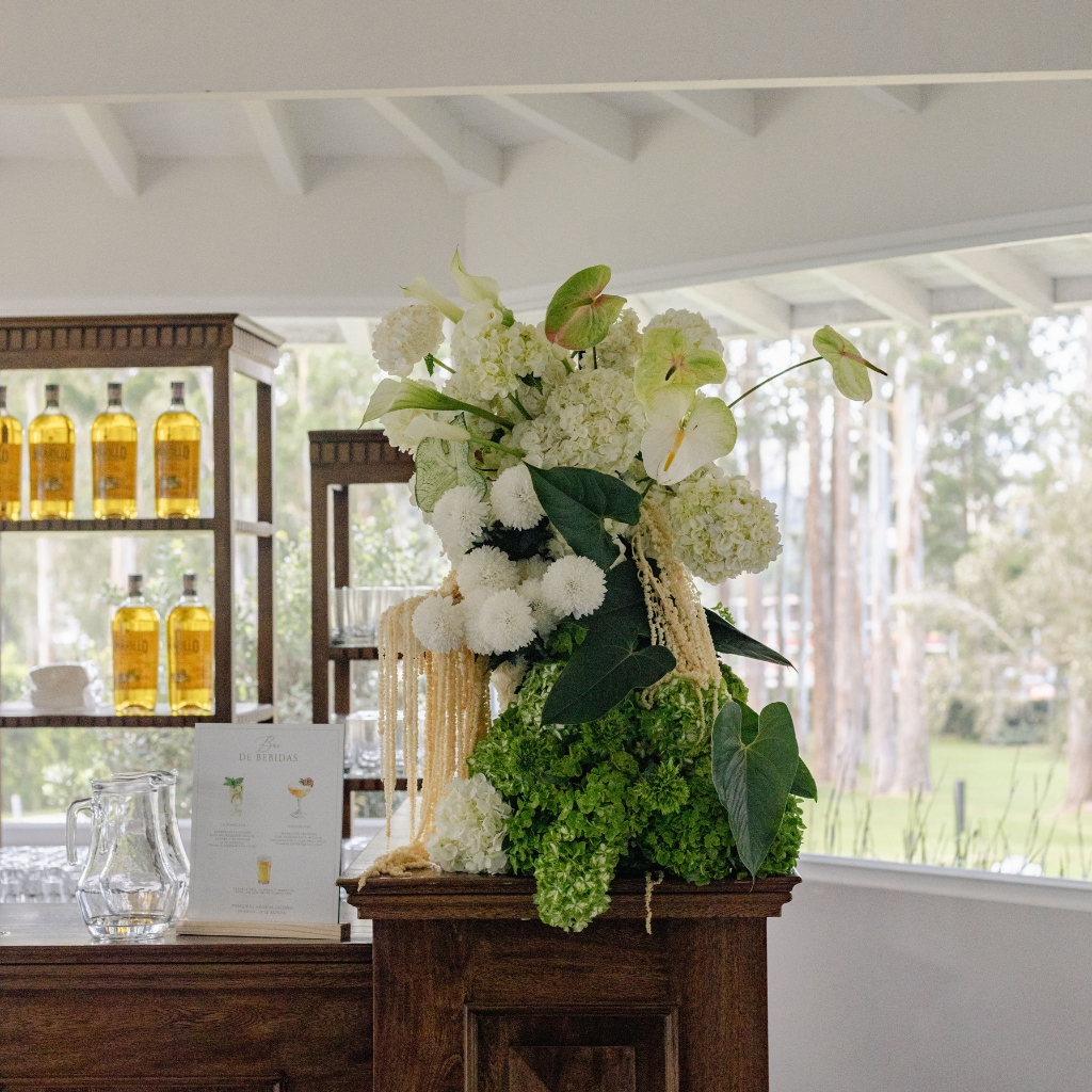 Decoración de boda elegante en Colombia