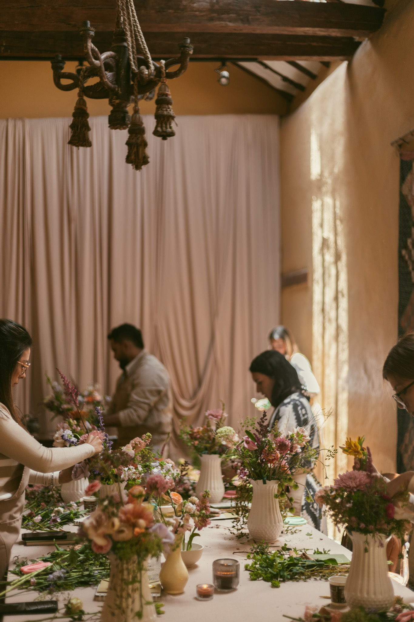 Taller grupal de diseño floral orgánico